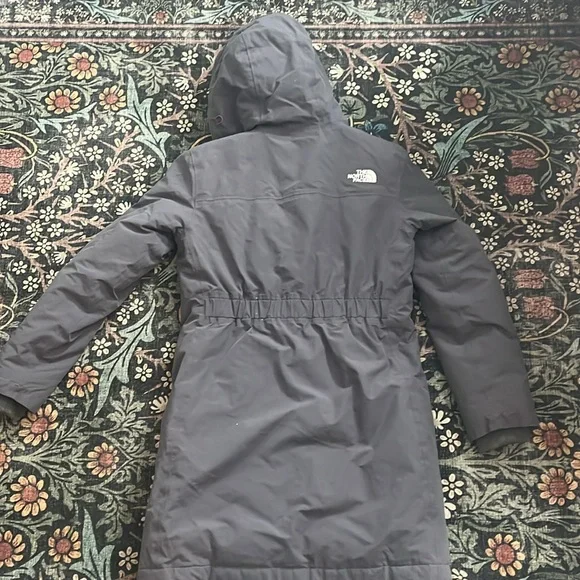 The North Face Arctic Parka - Picture 3 of 4